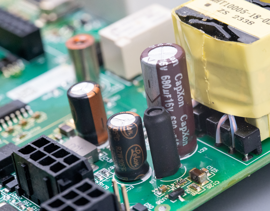 欧拉汽车7kW交流充电桩拆解，发现做工不错，尤其是接地设计值得一看！图56