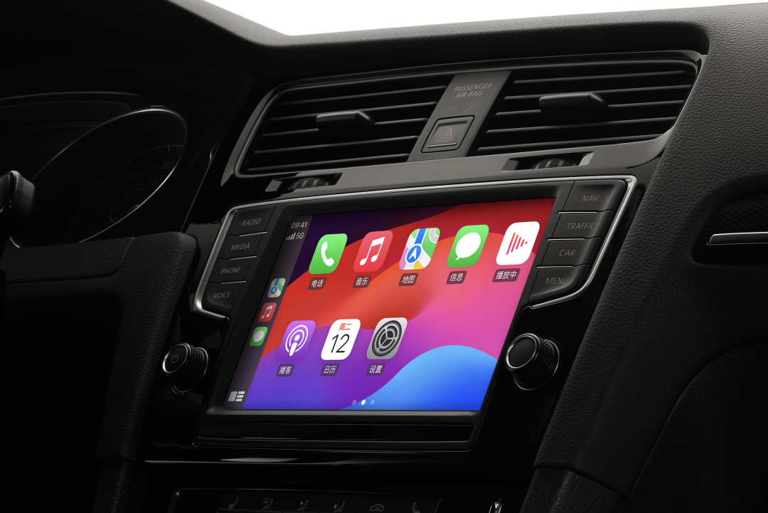 马斯克向苹果「低头」？特斯拉牵手CarPlay，但还是打不过中国智能座舱图5