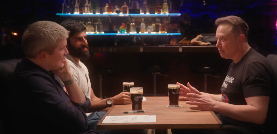 马斯克3小时对话，猛料不断！机器人将成“造钱永动机”图3