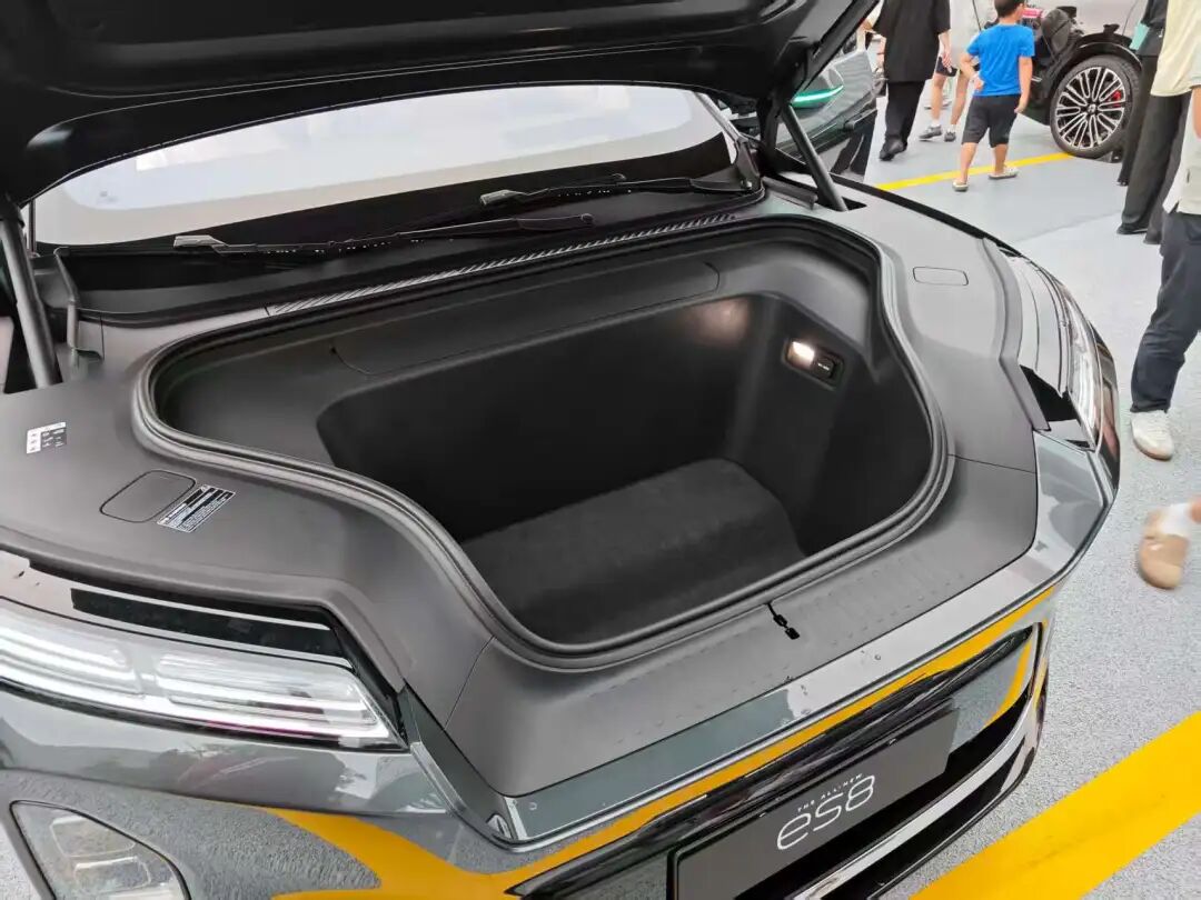 「小鹏GX」杀疯了：AI底盘参战，理想、问界急了？图10