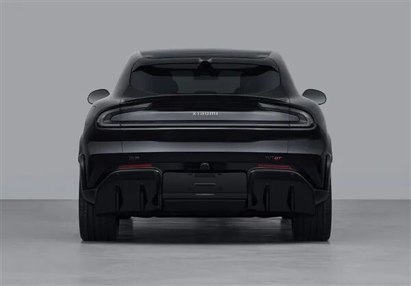 售价预计40-50万元！小米史上首款黑武士亮相，图2