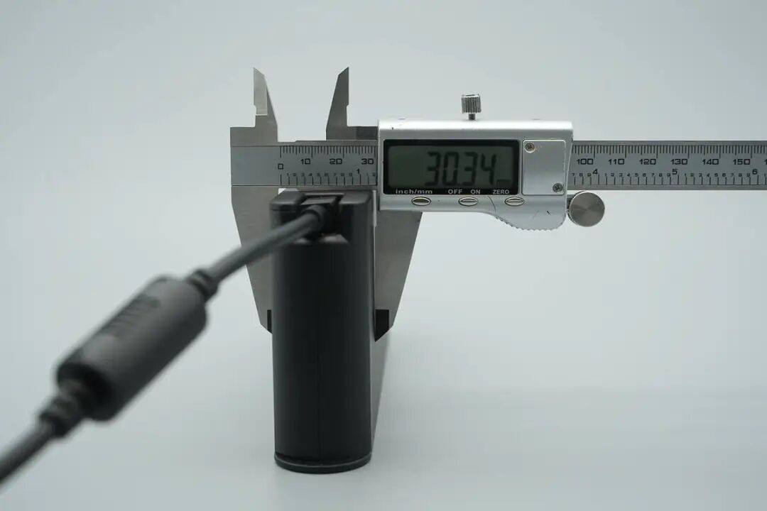 拆解报告：联想265W USB-C电源适配器图15