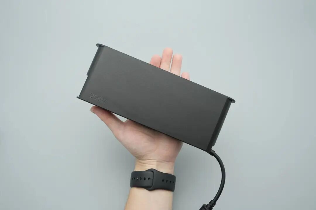 拆解报告：联想265W USB-C电源适配器图17