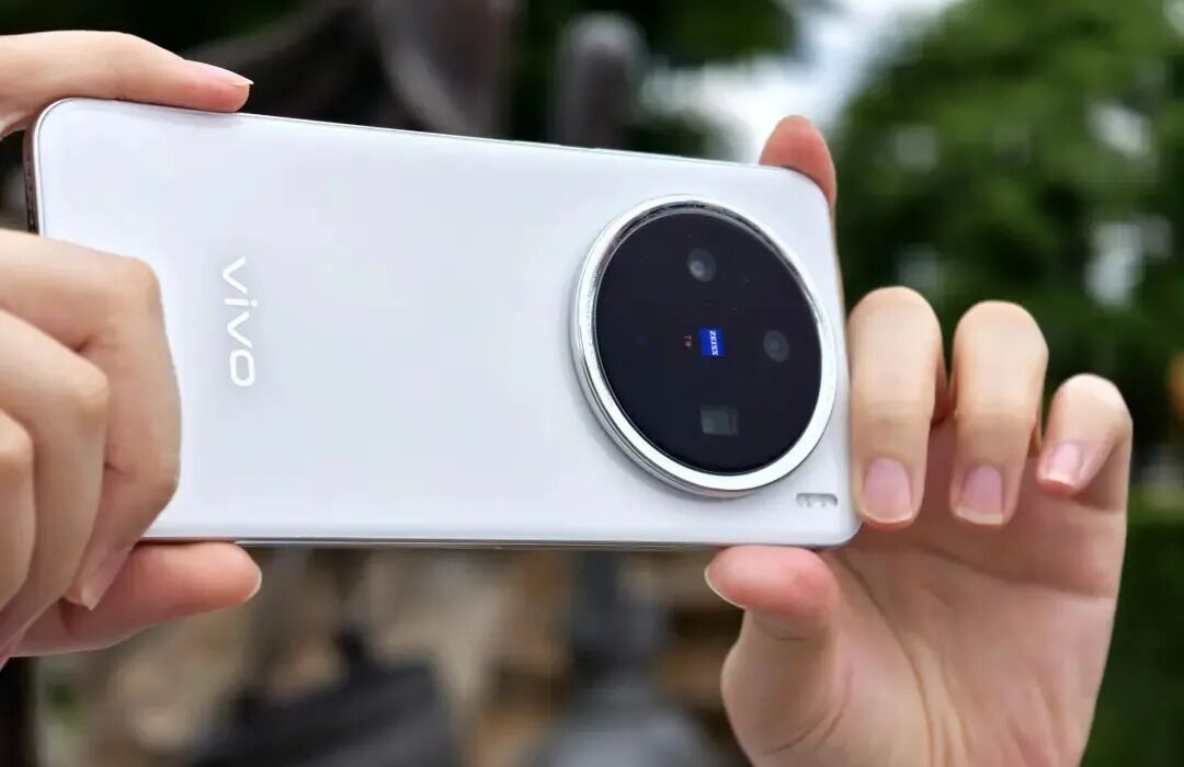 手机大厂都来抢大疆的生意了图6