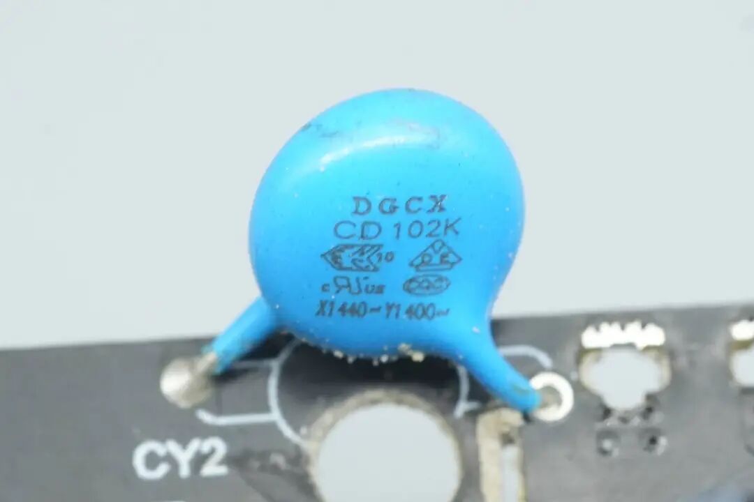 拆解报告：倍思140W 3C1A四口氮化镓充电器图68