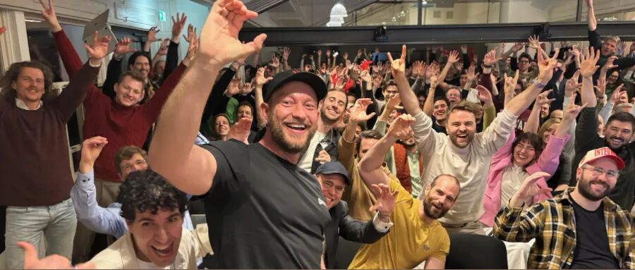 爆火OpenClaw，创始人突然加入OpenAI！星标飙到197k图2