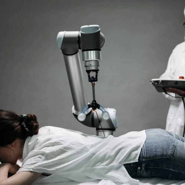 按摩理疗机器人，协作机器人商用的“兵家必争”之地？