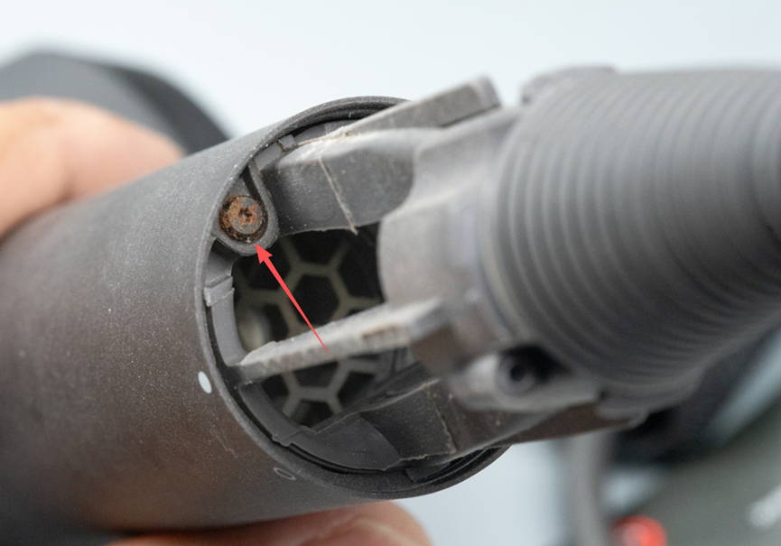 粉丝花890元买了个戴森吹风机,我拆解之后,感觉自己捅了大漏子!图8