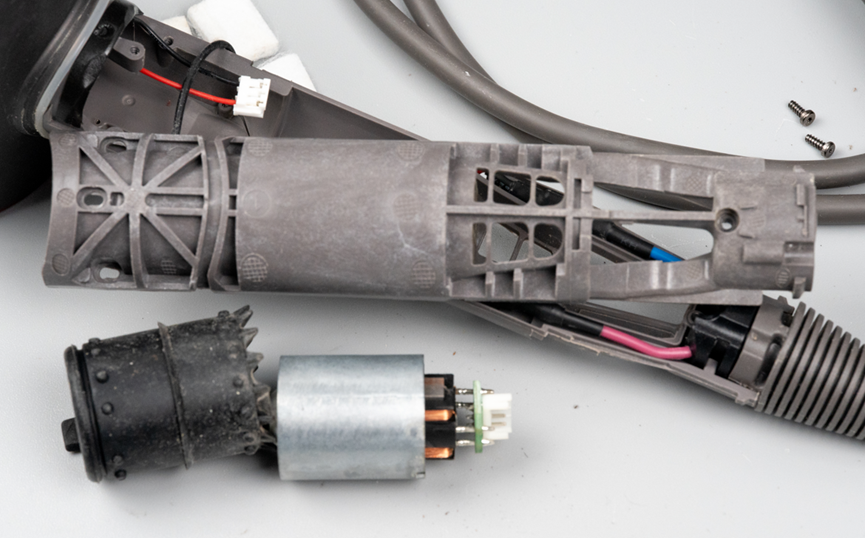 粉丝花890元买了个戴森吹风机,我拆解之后,感觉自己捅了大漏子!图9