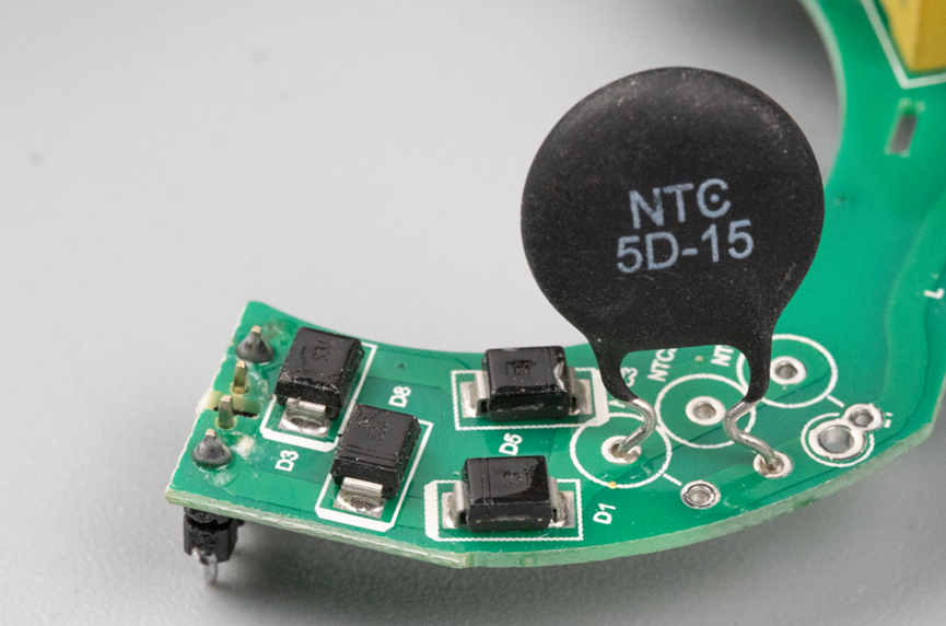 粉丝花890元买了个戴森吹风机,我拆解之后,感觉自己捅了大漏子!图27