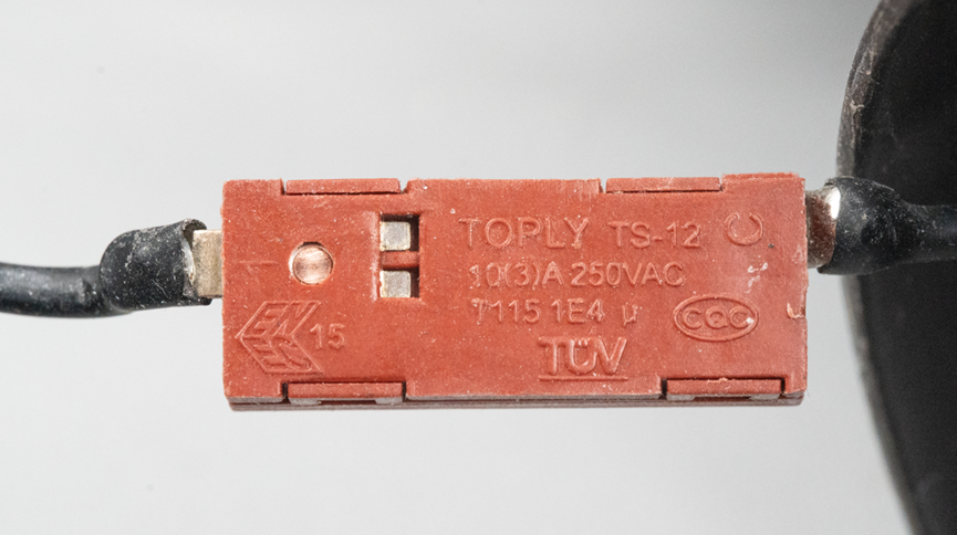 粉丝花890元买了个戴森吹风机,我拆解之后,感觉自己捅了大漏子!图32