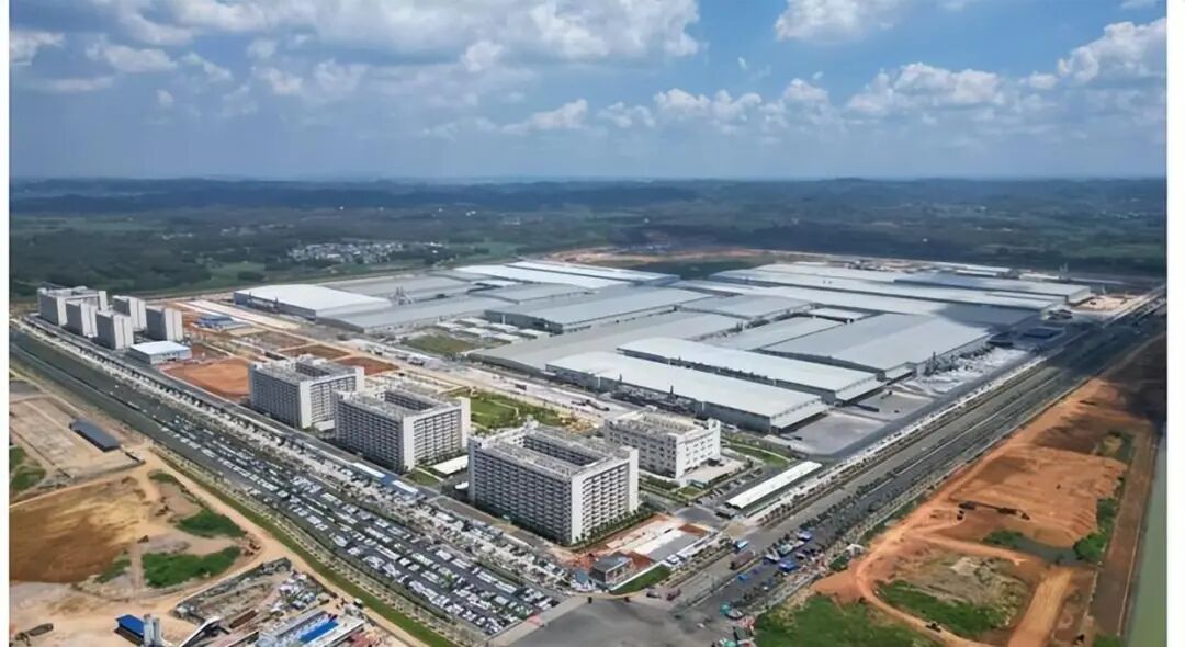 比亚迪&ldquo;百亿工厂&rdquo;新动向：45GWh电池项目公示，全球最大电池基地再提速图2