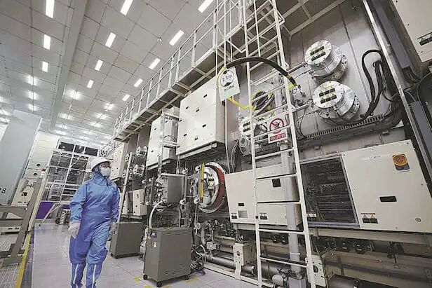 内存价格飙升或影响8.6代OLED产线初期产能利用率提升&hellip;图1