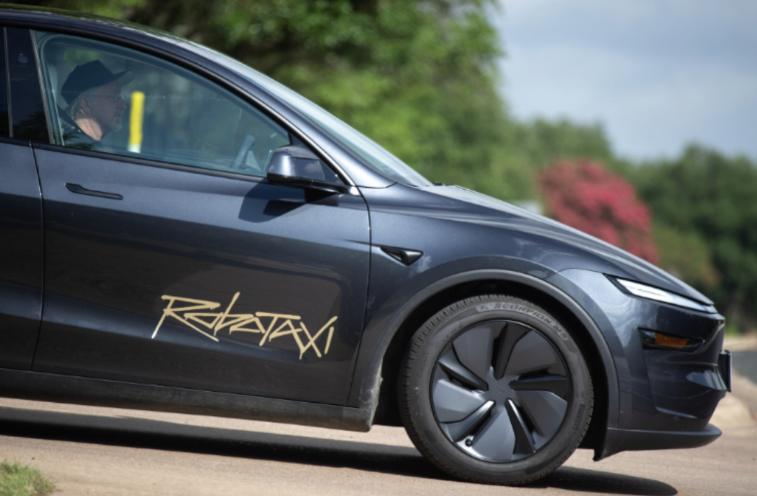 特斯拉,不想当“车企”了图8