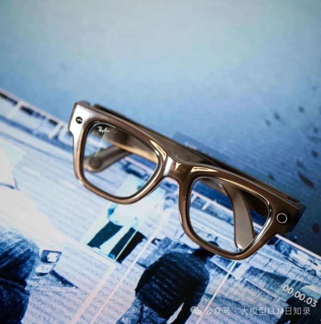 Meta的智能眼镜,终究逃不过“真香”定律?图1