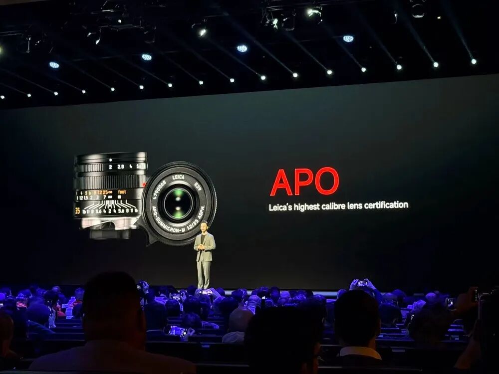 小米巴塞罗那炸场！真徕卡手机1.6万元开卖，VGT超跑等9大新品齐发图22