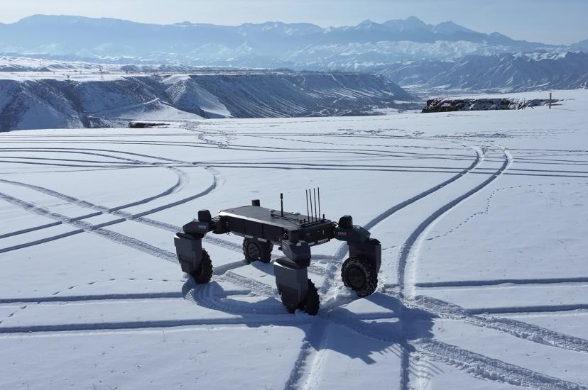 安克投过的全地形机器人公司再融资，华创领投超亿元，产品已规模化落地｜早起看早期图5