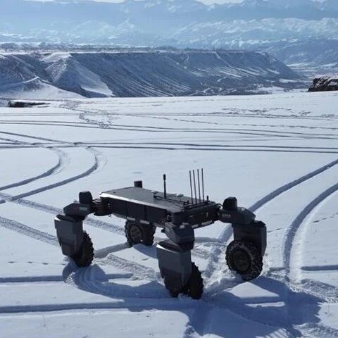 安克投过的全地形机器人公司再融资，华创领投超亿元，产品已规模化落地｜早起看早期