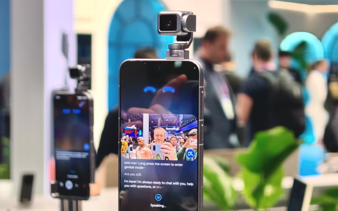 今年的MWC，手机厂商们都开始&ldquo;不务正业&rdquo;了。。。图19