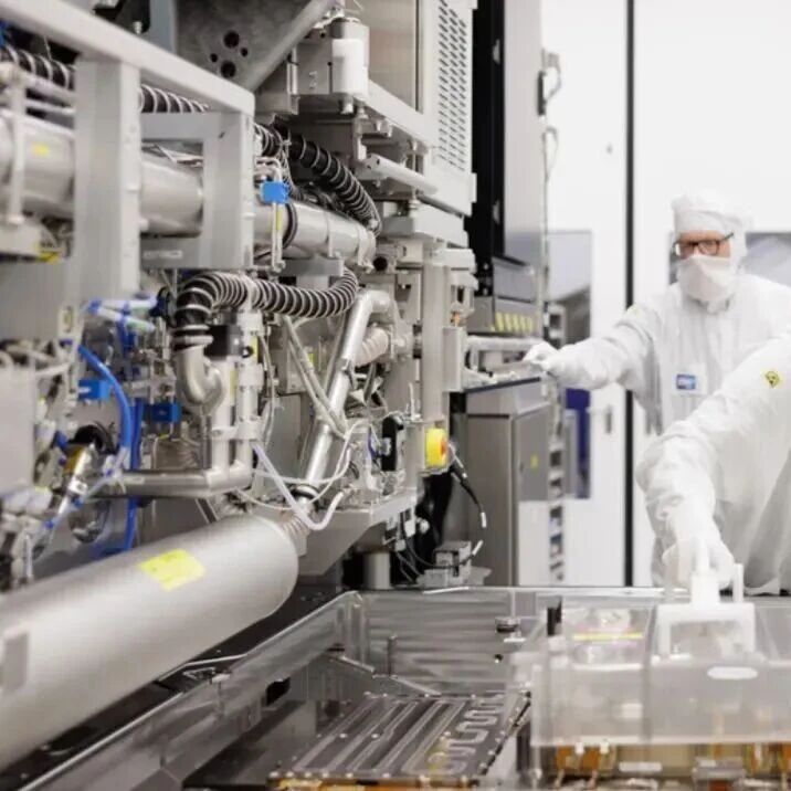 创建“中国的ASML”！中芯国际、北方华创等掌舵人联名建议