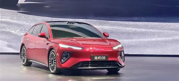 火速捡漏？阿里正式批准林俊旸辞职，谷歌DeepMind立刻抛橄榄枝；某车CEO头戴摄像头炮轰激光雷达：放在车顶不好看；OpenAI深夜祭出GPT-5.4图8