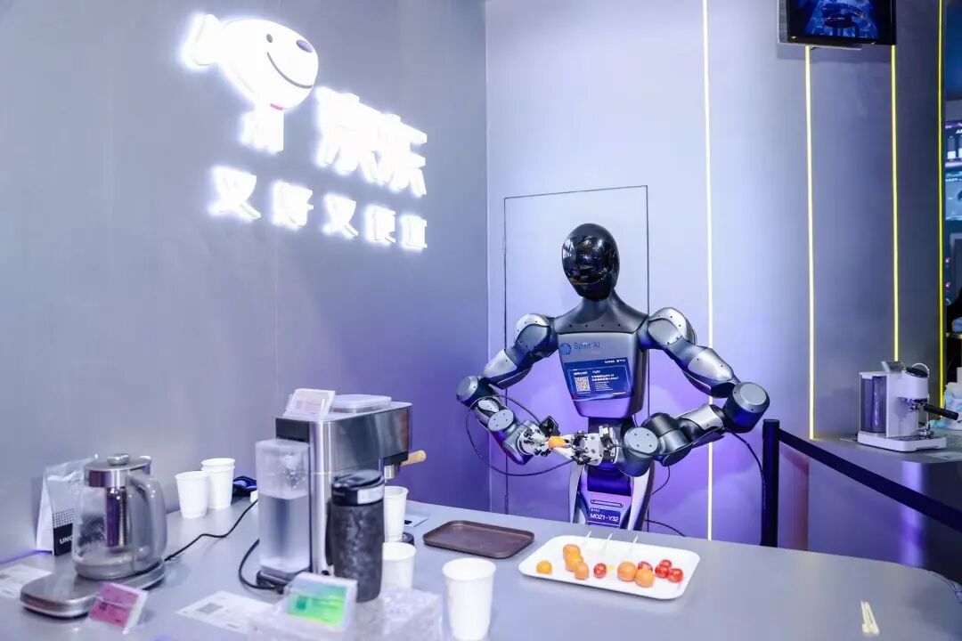 京东高管AWE群访：全面赋能合作伙伴，京东首发机器人产业加速2.0计划图7