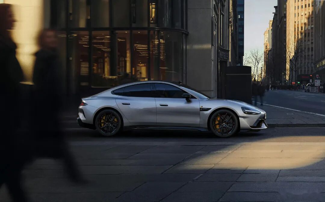 自动驾驶都快来了,还造什么“驾驶者之车”?图7