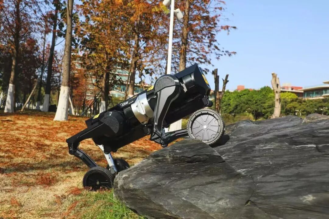 全球首款模块化机器人!本末科技在AWE26秀出了绝活图5