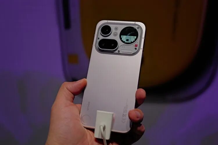 图源:不客观实验室 Nothing 穿上了西装,但还差条领带图5