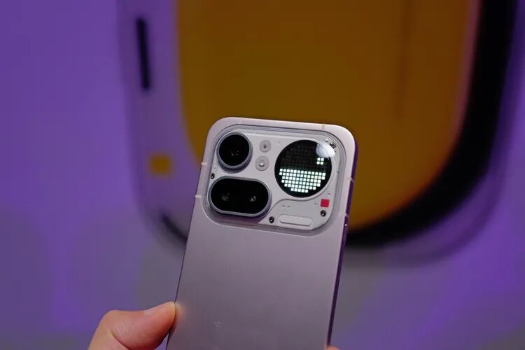 图源:不客观实验室 Nothing 穿上了西装,但还差条领带图6