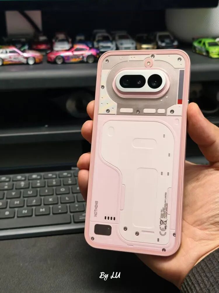 图源:不客观实验室 Nothing 穿上了西装,但还差条领带图10