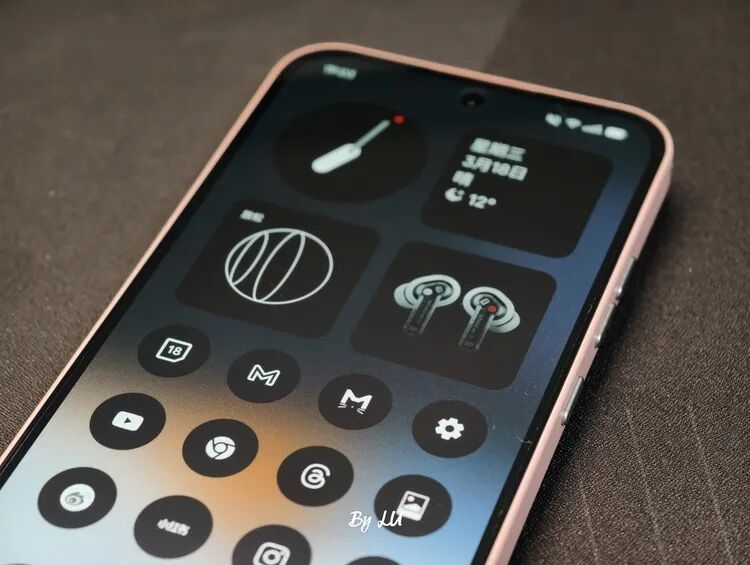 图源:不客观实验室 Nothing 穿上了西装,但还差条领带图24