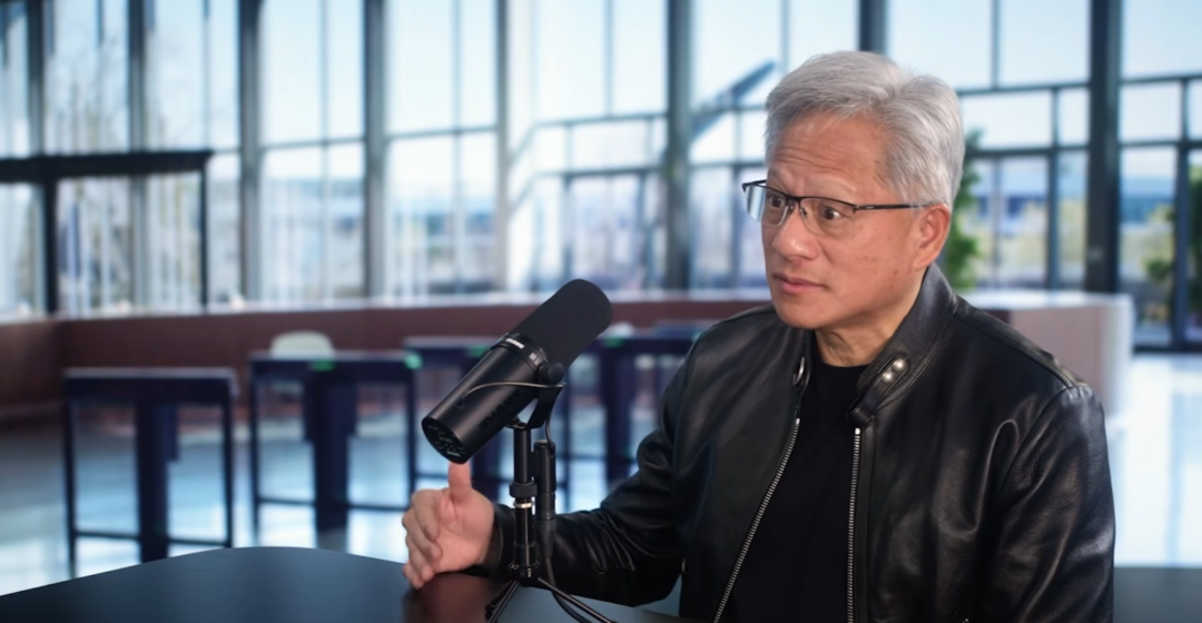 黄仁勋回应一切：中国工程师天生热爱开源、希望死在工作岗位、AGI 已到来图10