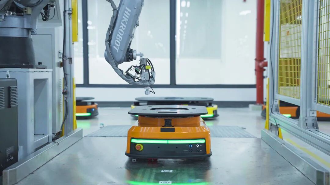 在海康机器人的&ldquo;智造工厂&rdquo;里，预见杭州人工智能的下一个五年图8