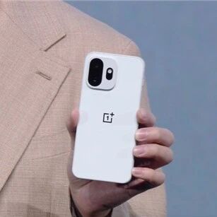 涨价1200元，一加15T很强也很贵