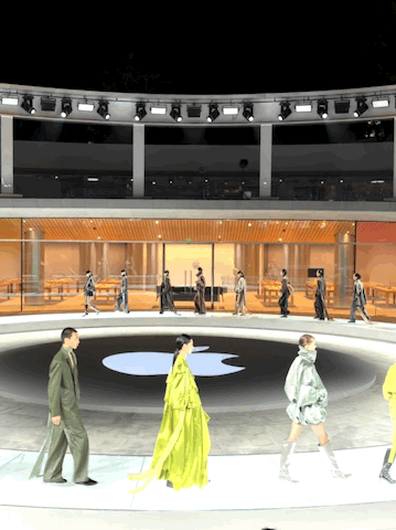 AI顶会遭中国集体拉黑后服软道歉/苹果罕见重金奖励iPhone设计团队,以防挖角/索尼PS5全线涨价图16