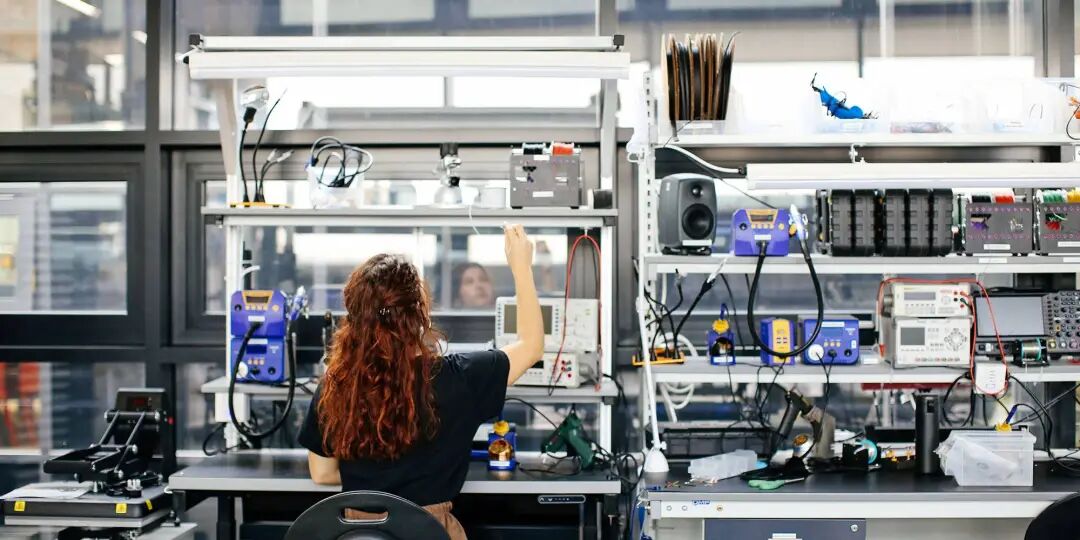 AI 正在毁掉下一个 Hinton图4