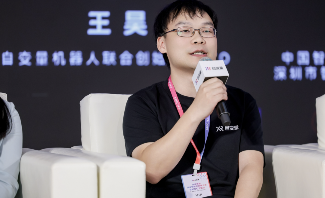 我在现场看到了最真实的具身开发者生态，EAIDC做的不只是benchmark图9