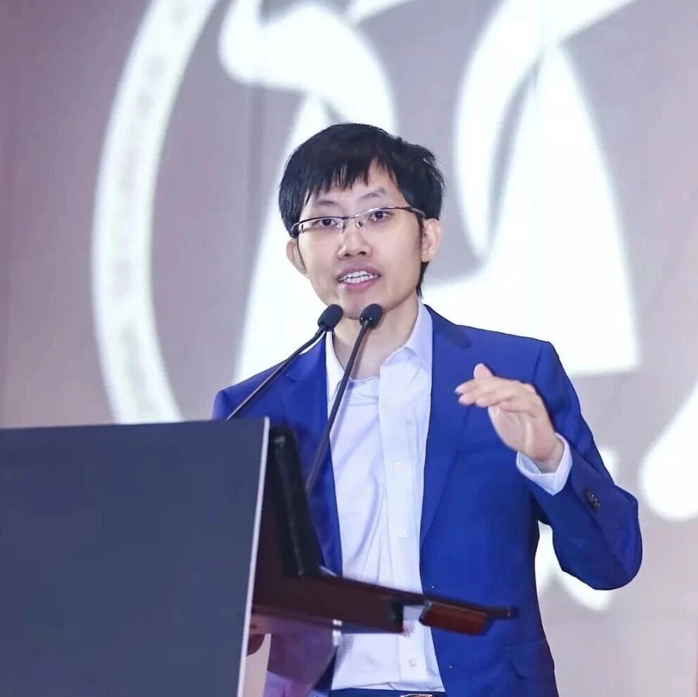 曝DeepSeek不打卡也不加班/官方声明严禁AI换脸魔改/腾讯就WorkBuddy崩了致歉