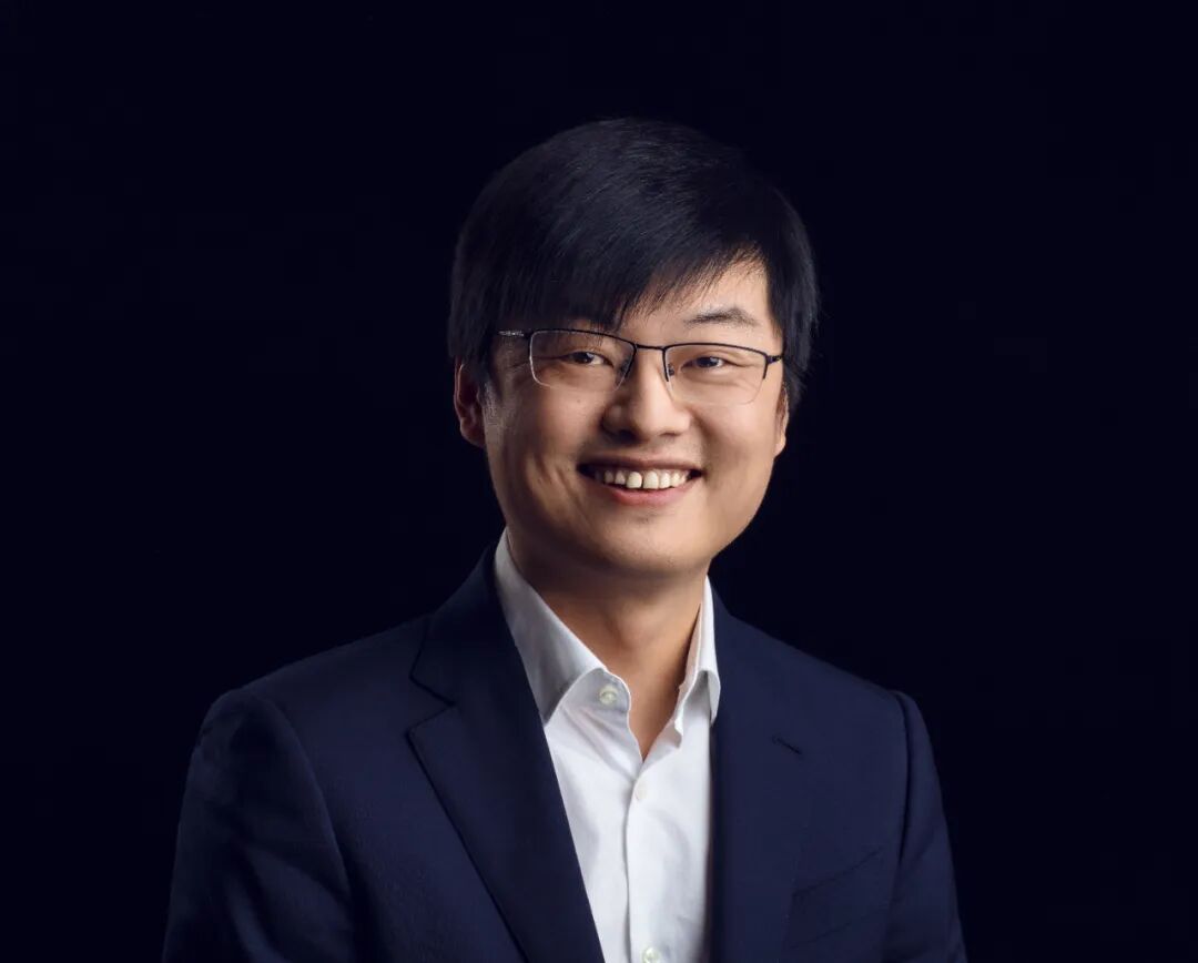 对话特赞范凌：我亲手「杀死」了过去的自己，AI 时代所有的留恋都是负担图1