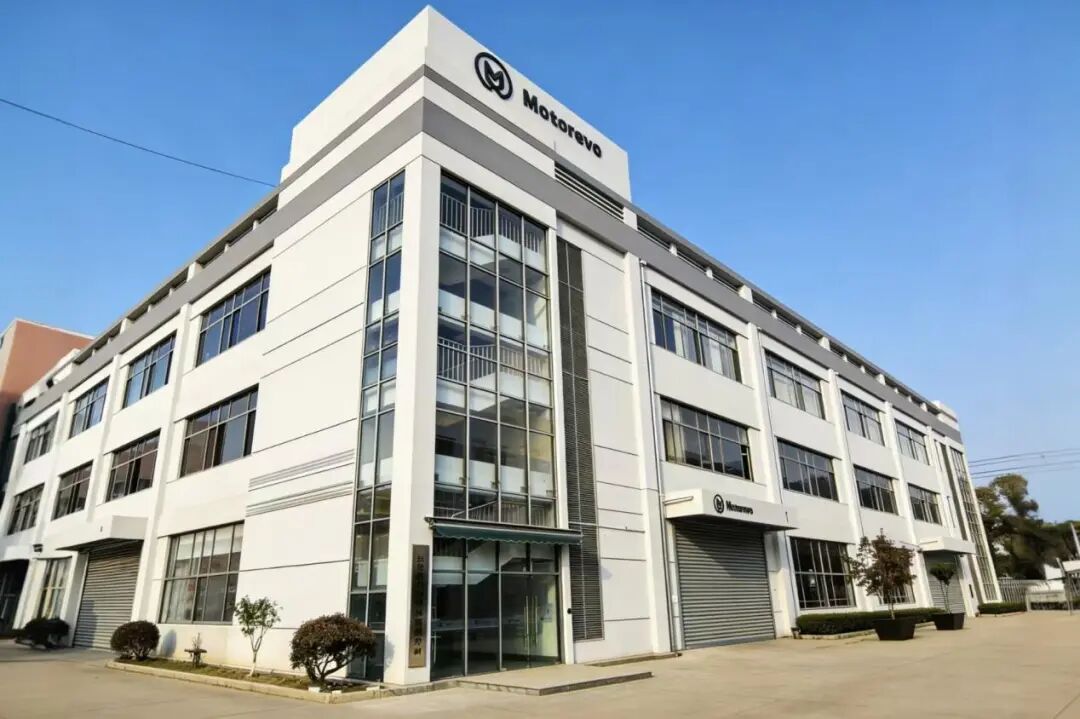 节拍压缩到90秒：泉智博用一条产线，为人形机器人「松绑」图5