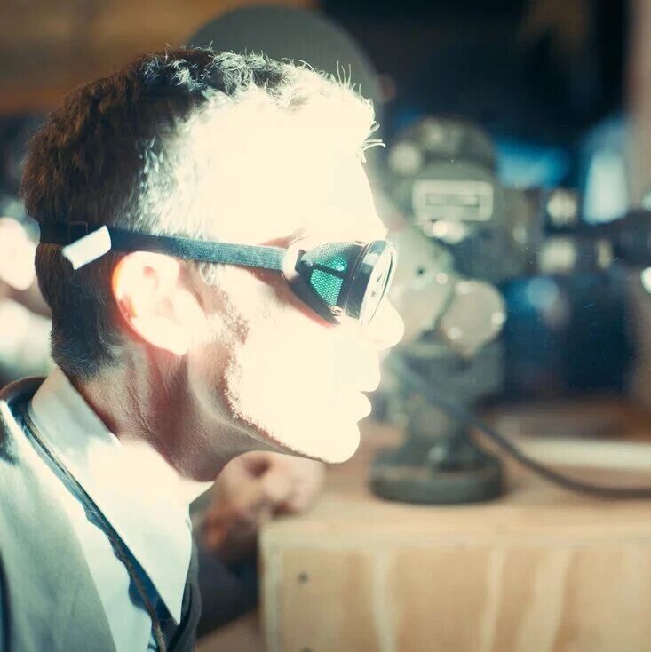 Anthropic的「奥本海默时刻」：最害怕AI的公司，造出了最危险的AI