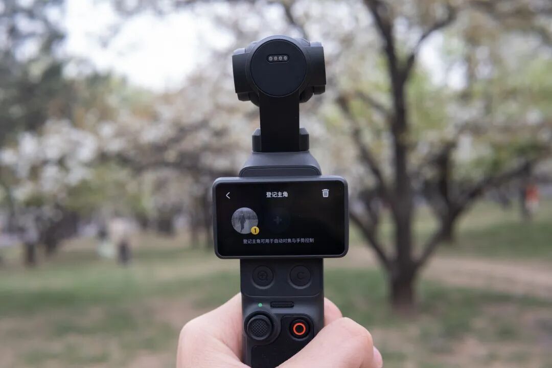 大疆 OSMO Pocket 4 深度体验:三年之后,大疆如何继续定义「手持云台相机」图10