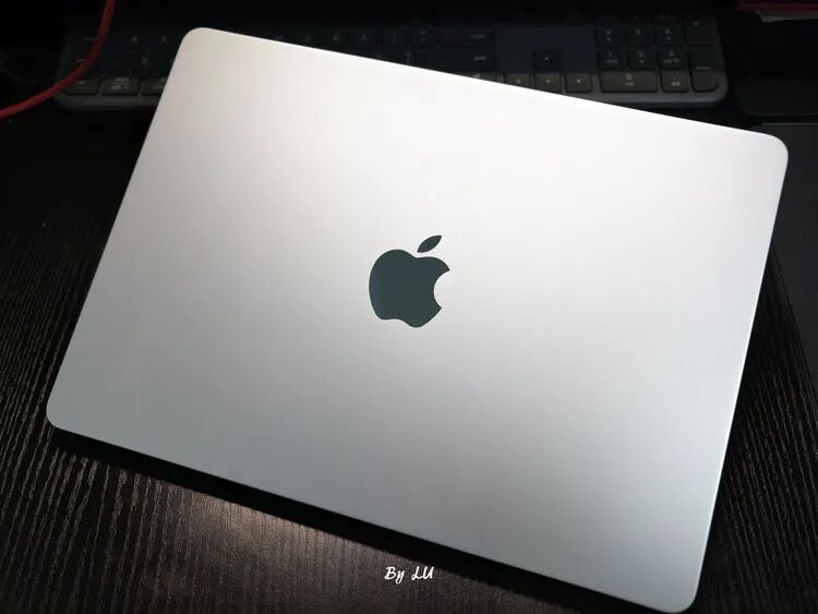 别被 Neo 的低价晃了神，M5 MacBook Air 使用两周后，我想聊聊这笔账该怎么算图15