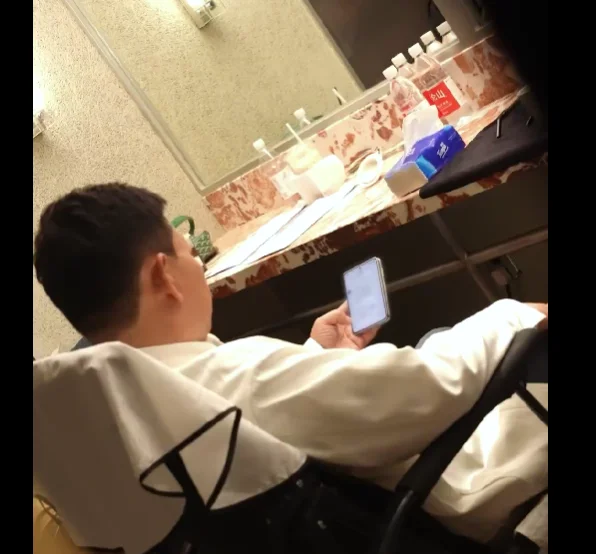 果粉承认吧,华为折叠屏才是最屌的图14