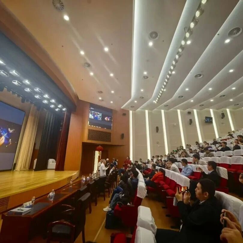 全国首次脑机接口手术直播，国产脑机接口真正走到了哪一步？