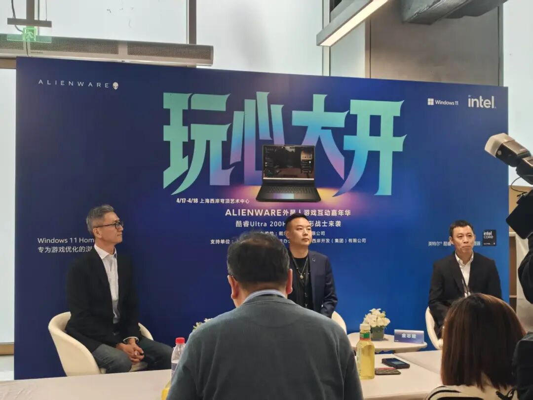 外星人三十周年秀肌肉：Area-51系列现场体验，80升主机太夸张了图11