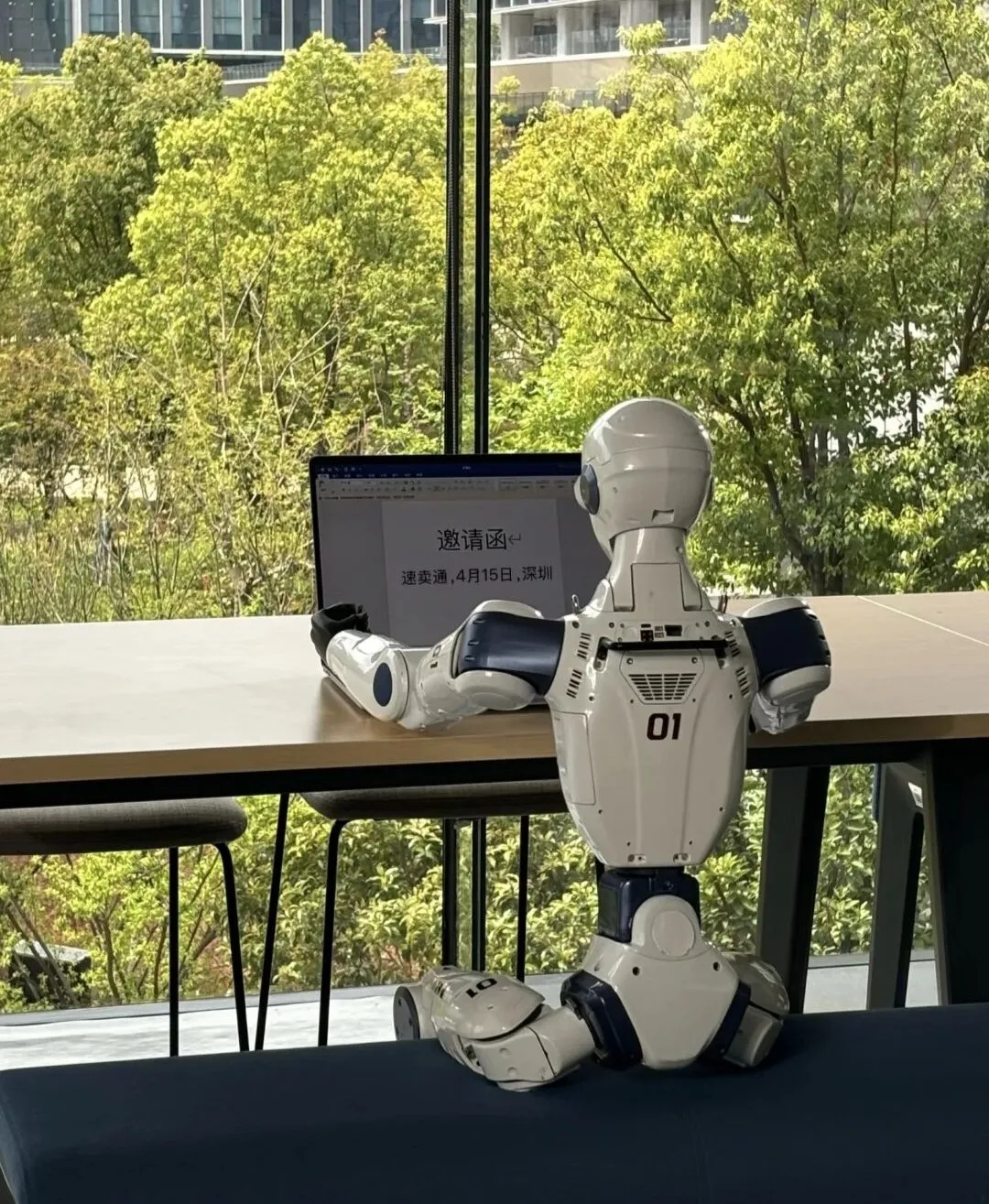 阿里彻底起飞，顶级大单拿到手软图6