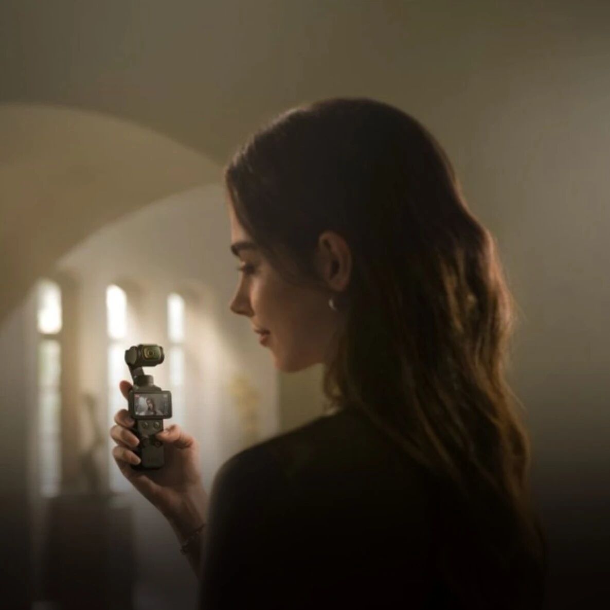 当Pocket 4迈入双摄，大疆在重写规则