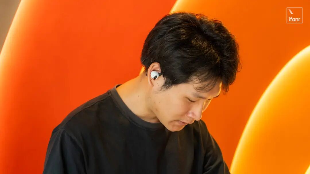 戴了三天「长眼」的 AI 耳机，我更期待 AirPods 加上摄像头了图6